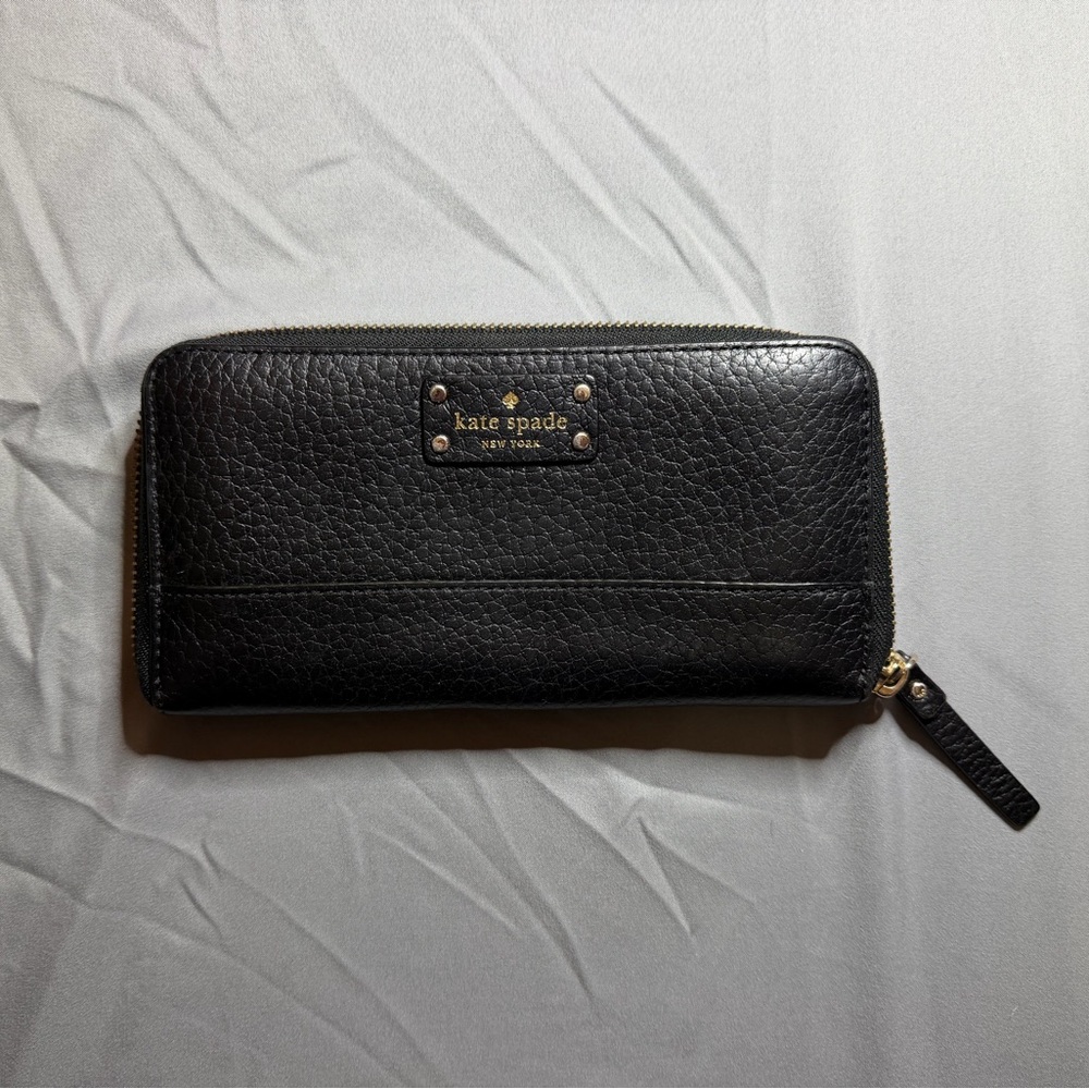 Kate Spade Black Textured Wallet